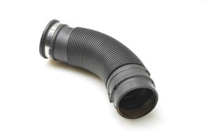 Opel Astra J (2009–2017) Air intake hose 13265784 - 2