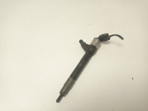 Opel Astra K (2015–2021) Kütusepihusti 55578075 - 4