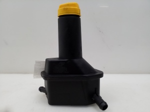 Power steering pump reservoir - 7M3422372
