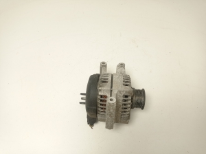 Opel Astra K (2015–2021) Alternator 13587304B - 2