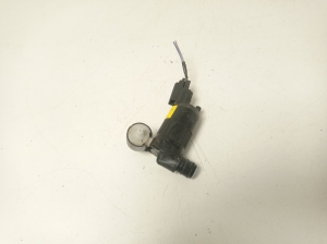 Ford Mondeo V (2014–2018) Front windshield washer pump DV6117664AA - 3
