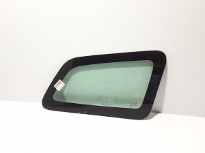 Rear quarter glass - 833069867R