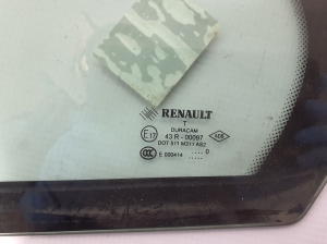 RENAULT Fluence (2009–2017) Tagumise külgukse kolmnurkklaas 822210016R - 2