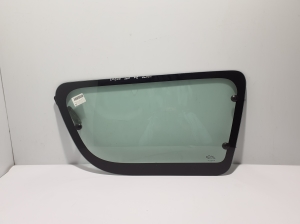 Vitre de custode arrière - 8200396108
