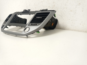 Hyundai Tucson (2015–2026) Dashboard air vent grilles 84740D7800 - 3