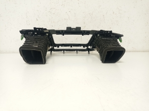 Hyundai Tucson (2015–2026) Dashboard air vent grilles 84740D7800 - 4