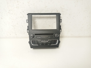   Commande de chauffage  - HS7T18E245ACA 