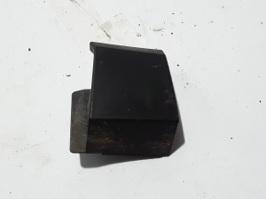   Karbi välimine ilupaneel  - 638383471R 