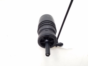 BMW X5 E53 (1999–2006) Heckscheibenwaschpumpe 8362154 - 2