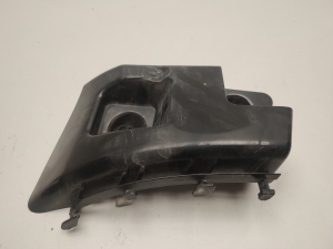  Rear bumper bracket 