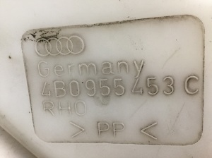 AUDI A6 C5 (1997–2005) Front washer fluid reservoir 4B0955453C - 4