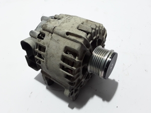   Lichtmaschine  - 059903023T 