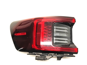   Rear corner light  -  