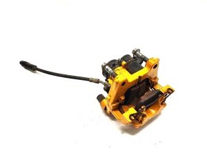 Polestar 2 II (2021–2026) Tagumine pidurisadul 32300770 - 3