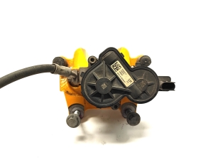Polestar 2 II (2021–2026) Tagumine pidurisadul 32300770 - 5
