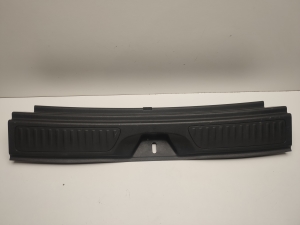  Rear panel interior trim 