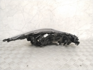 TOYOTA Corolla (2018–2026) Esituli 8115002T31 - 6