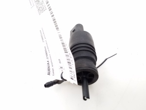 AUDI A4 B6 (2000–2005) Esiklaasi pesuri pump - 3