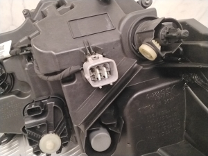 TOYOTA Corolla (2018–2026) Scheinwerfer vorne 8115002S60 - 7