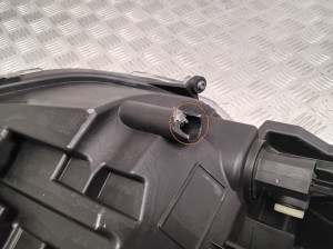 TOYOTA Corolla (2018–2026) Scheinwerfer vorne 8115002S60 - 8