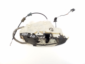 Mercedes Benz S-Class 221 (2005–2013) Tagumise külgukse lukk A2217306435 - 3