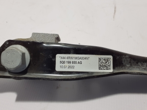 Skoda Kodiaq (2017–2026) Engine bracket 5Q0199855AG - 3