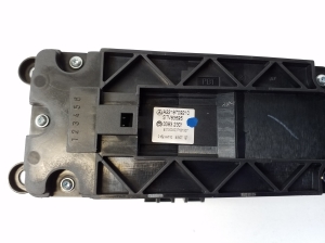 Mercedes Benz S-Class 221 (2005–2013) Schalter el. Fensterheber hinten A2218709210 - 2