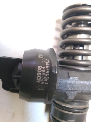Volkswagen Transporter T5 (2003–2015) Injektor Einspritzdüse 0986441561 - 2