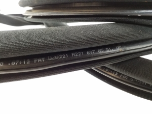 Mercedes Benz S-Class 221 (2005–2013) Esiukse tihenduskumm A2216970551 - 2