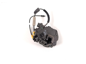 Citroen C4 C41 (2020–2026) Rear side door lock 9832797380 - 3