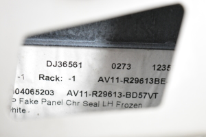 Ford B-MAX (2012–2018) Aizmugurējā bampera stūra daļa AV11R29613 - 2