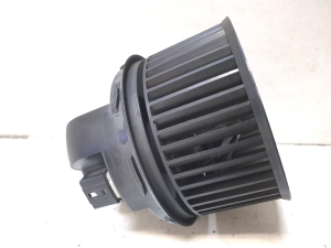 Ford S-MAX (2006–2015) Salongi puhuri mootor 3M5H18456AD  1736007103 - 3
