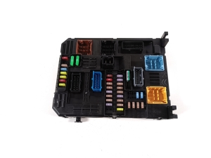   Interior fuse box  - 9832881080 