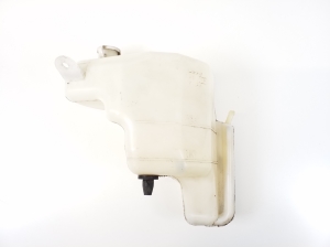   Réservoir de liquide de refroidissement  - MN156097 