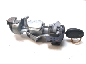 Ignition switch - 3M513F880AC