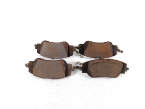   Front brake pads  - 1681371180 