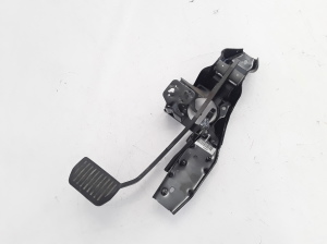  Brake pedal 