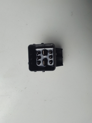Citroen C4 Cactus (2014–2026) Glow plug relay 9803299780 - 3