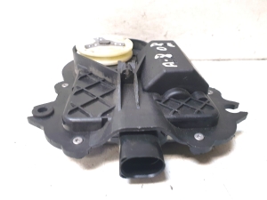 AUDI A8 D3 (2002–2010) Rear side door soft-close actuator 4E0837059 - 4