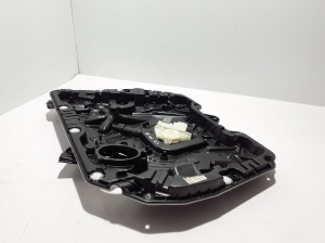 BMW X3 G01 (2017–2026) Front door window regulator 7498148 - 3
