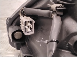 TOYOTA Avensis T27 (2008–2019) Scheinwerfer vorne 8111805310 - 3