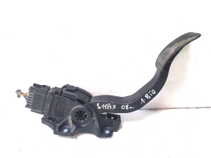 Accelerator pedal - 6G929F836JC