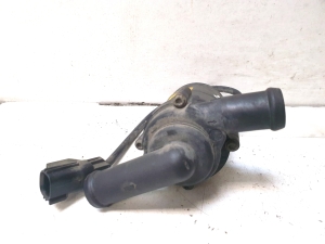 Ford S-MAX (2006–2015) Auxiliary water pump 9013378B 12402022602 - 2