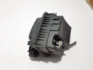 RENAULT Master III (2010–2017) Luftfiltergehäuse 165008632R - 3
