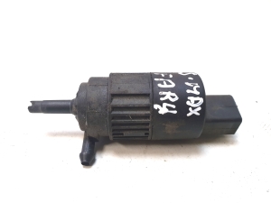 Front windshield washer pump - 6M2113K082AA