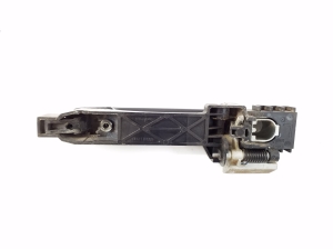 NISSAN Navara (2005–2015) Rear side door exterior handle and its parts 80611EB300 - 2