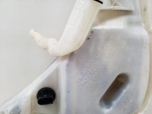 Volkswagen Touareg I (2002–2010) Scheibenwaschbehälter vorne 7L0955453B - 3
