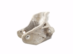   Käigukasti kinnitus  - 2910A087 
