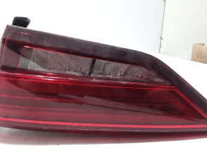 AUDI A3 8V (2012–2020) Tagatuli tagaluugil 8V5945076B - 2