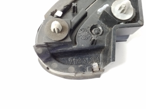 Honda CR-V (2006–2012) Esiporitiiva muu osa 212831264 - 2